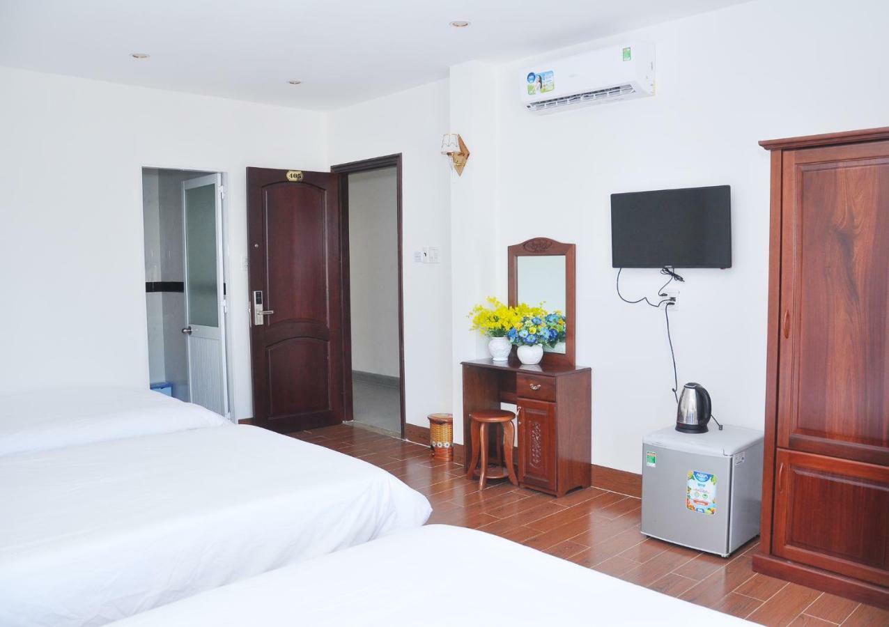 Thuy Tien Hotel Куи Нхон Екстериор снимка